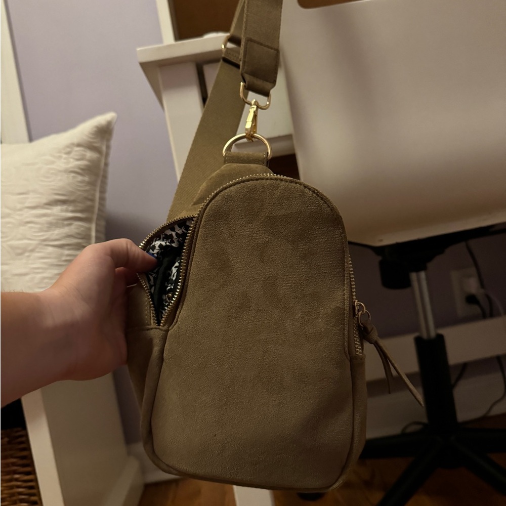 Shoulder bag